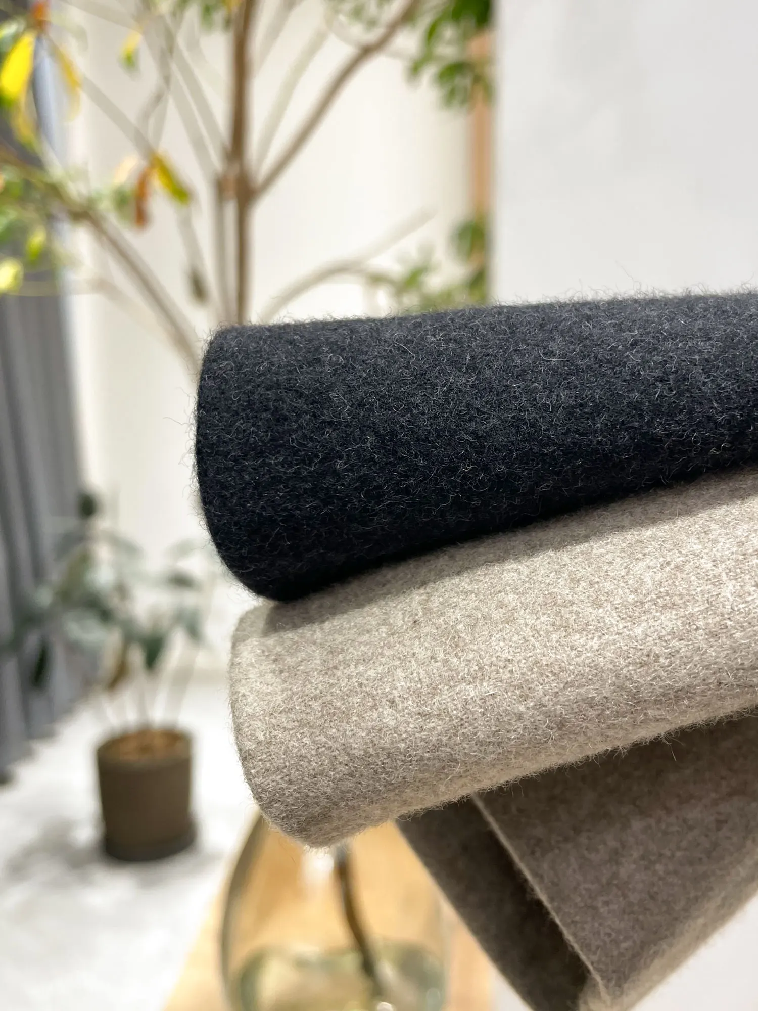 本物のノクシャオ・ラ・スプリング2025高級ウールスーツ、ストレートカット、クラシックスタイル、レディースオフィスウェア、厚手長袖コート