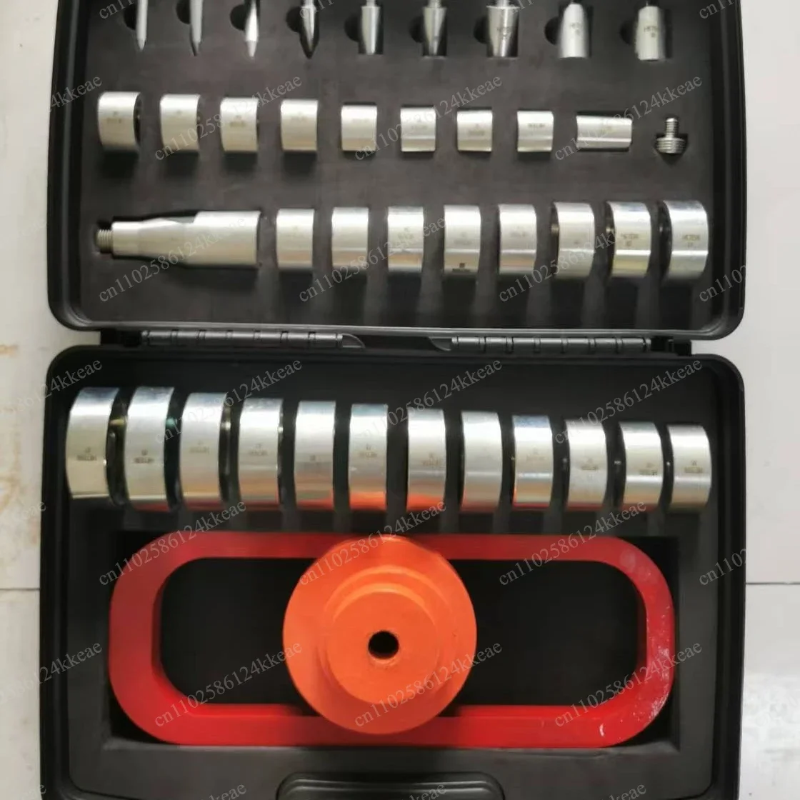Automotive Rubber Sleeve Changer with Hydraulic Chassis Tools for Inspection & Steam Removal Applications