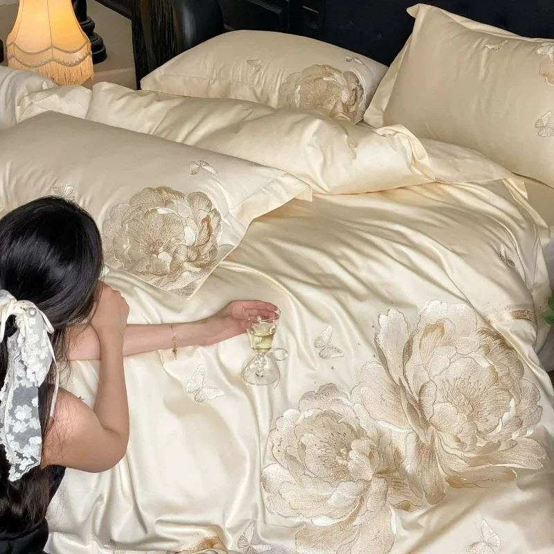 Bedroom Light Luxury Style 200 Thread Count Long Staple Cotton Four Piece Set Class A Pure Cotton Embroidery Bedding