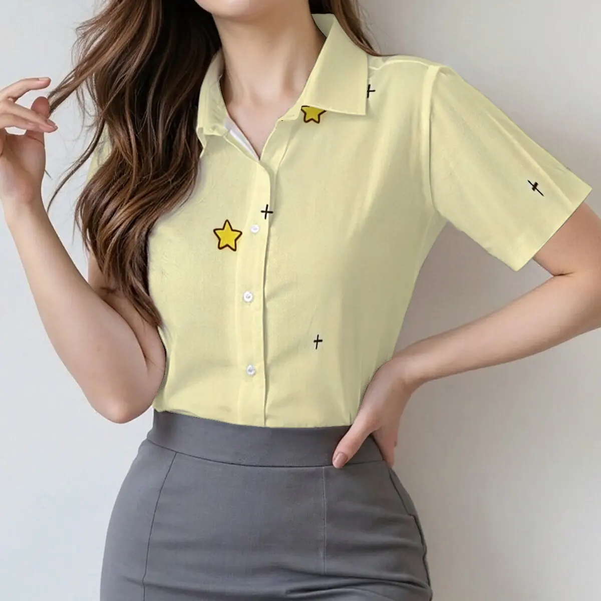 

Летняя женская рубашка с короткими рукавами и однобортной застежкой, с простым и нежным принтом, теплая и удобная, для деловых и социальных мероприятий.