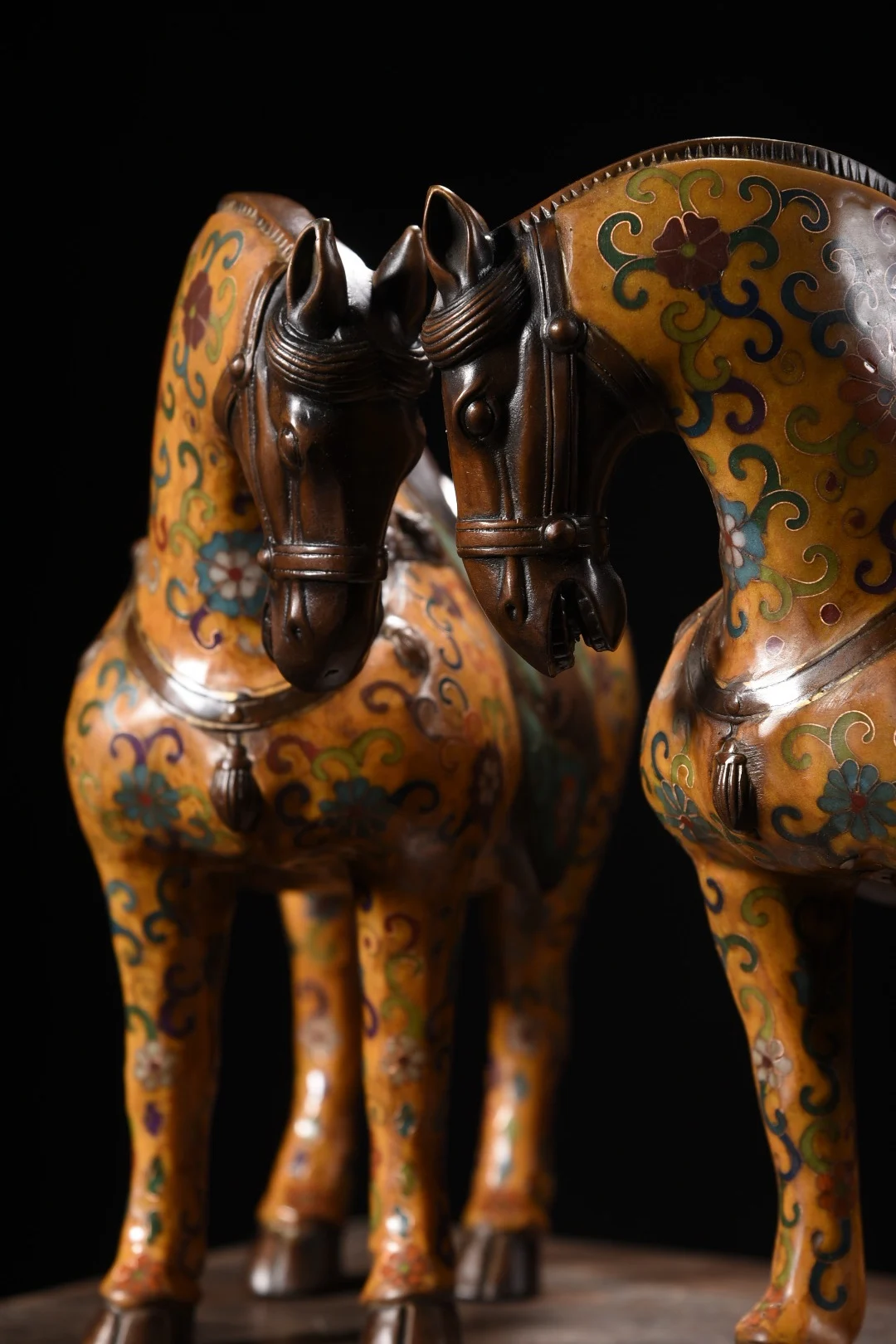 Bronze Cloisonne Enamel Flower Texture Tang Ma Horse Base Horse Statue Amass wealth Ornaments