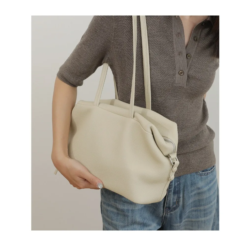 2026 Autumn and Winter Minimalist Texture Cowhide Large Capacity Single Shoulder Oblique Tote Bag Pillow Fashion Small Square