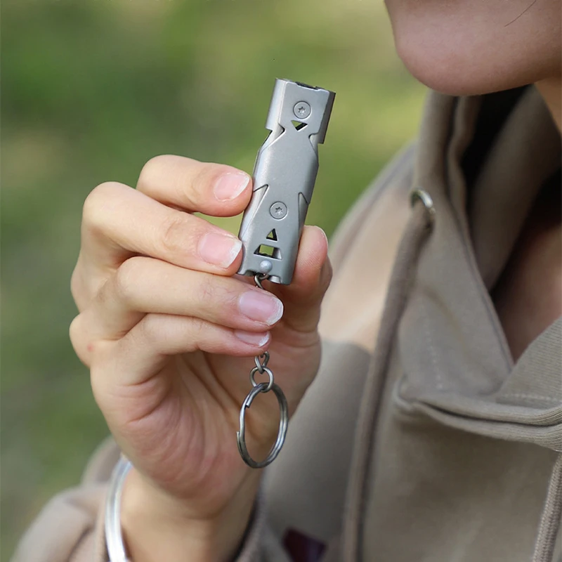 1Pcs Stainless Whistle Double Tube Lifesaving Emergency SOS Keychain Whistle Keyring For Survival Outdoor Hiking Camping