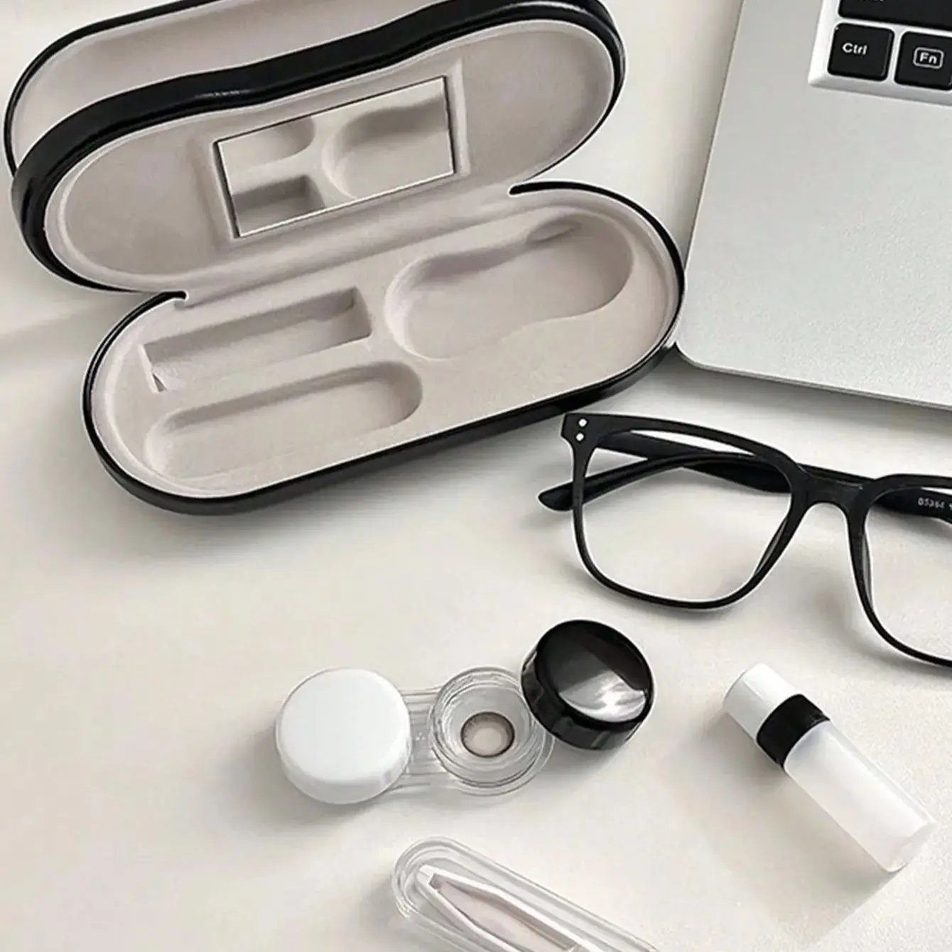 Thumbnail 4 - #17 Trending Contact Lens Cases Right Now