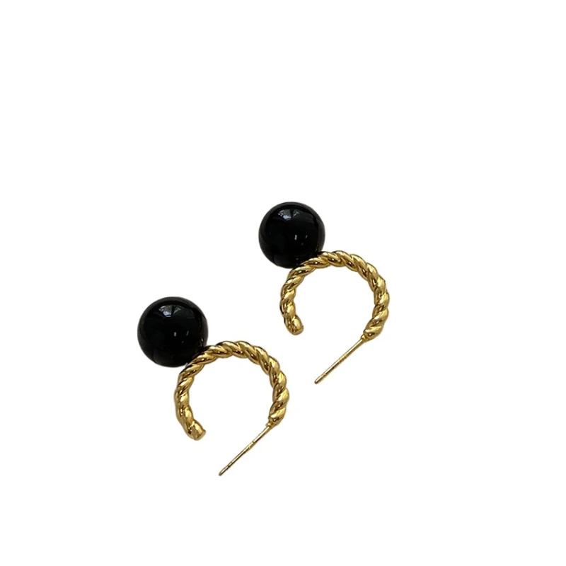 

`Retro Hong Kong style, simple and versatile black agate earrings, commuting style, royal sister style, niche earrings, female