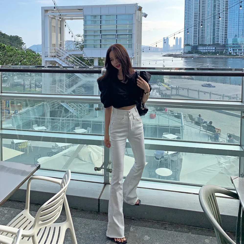 

Белые джинсы-брюки с высокой талией, женские модные 2020, утягивающие джинсовые брюки с двумя пуговицами и потертым подолом, женские джинсовые брюки премиум-класса