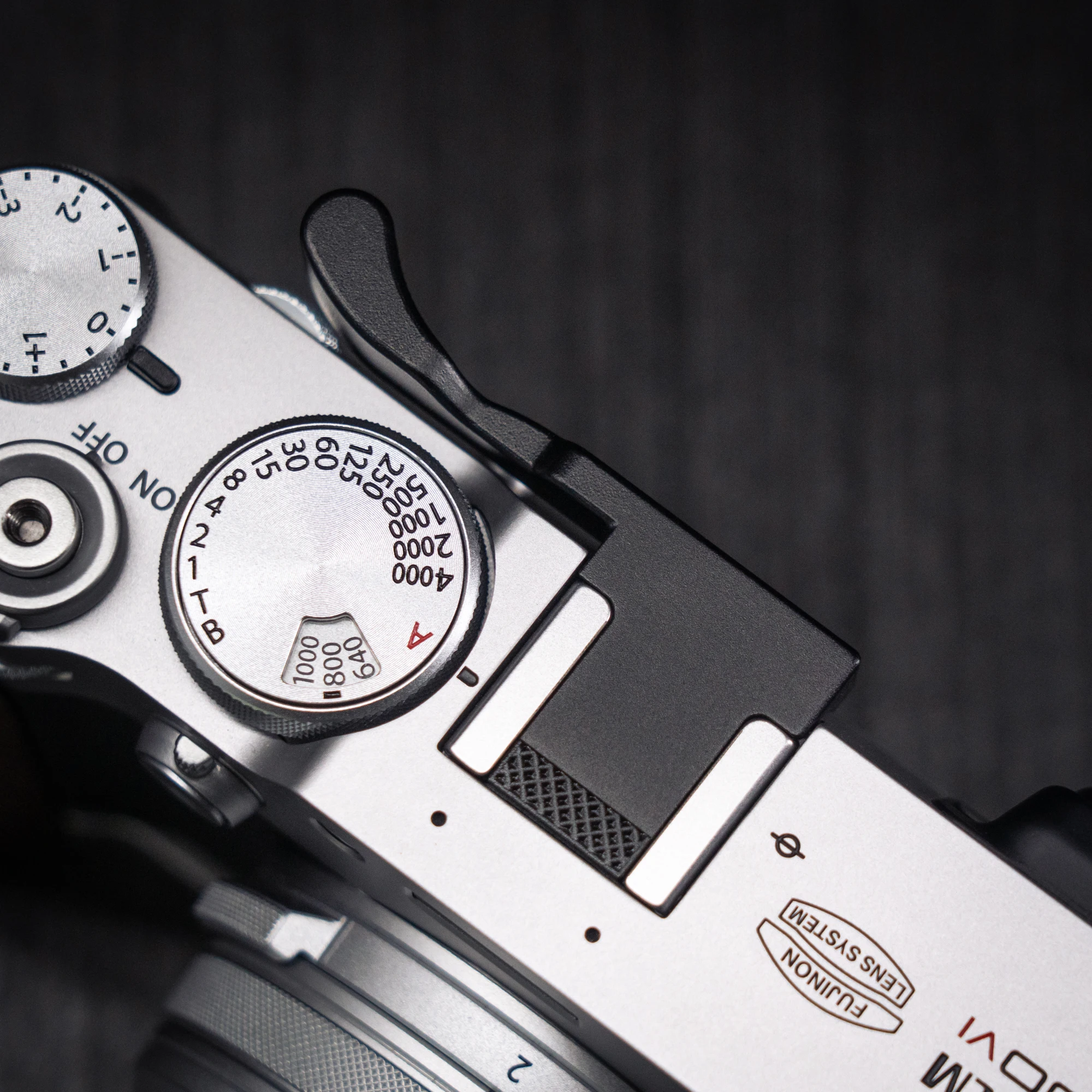 Aluminium-Metall-Handgriff für Fujifilm X100V Fuji X100VI Kamera – Daumenaufsteckgriff – Detail 10