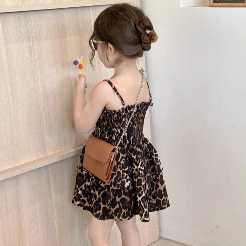 

Girls Dress Summer Baby 2024 New Popular Suspender Leopard Print Dress Children Fashionable Seaside Beach Dress