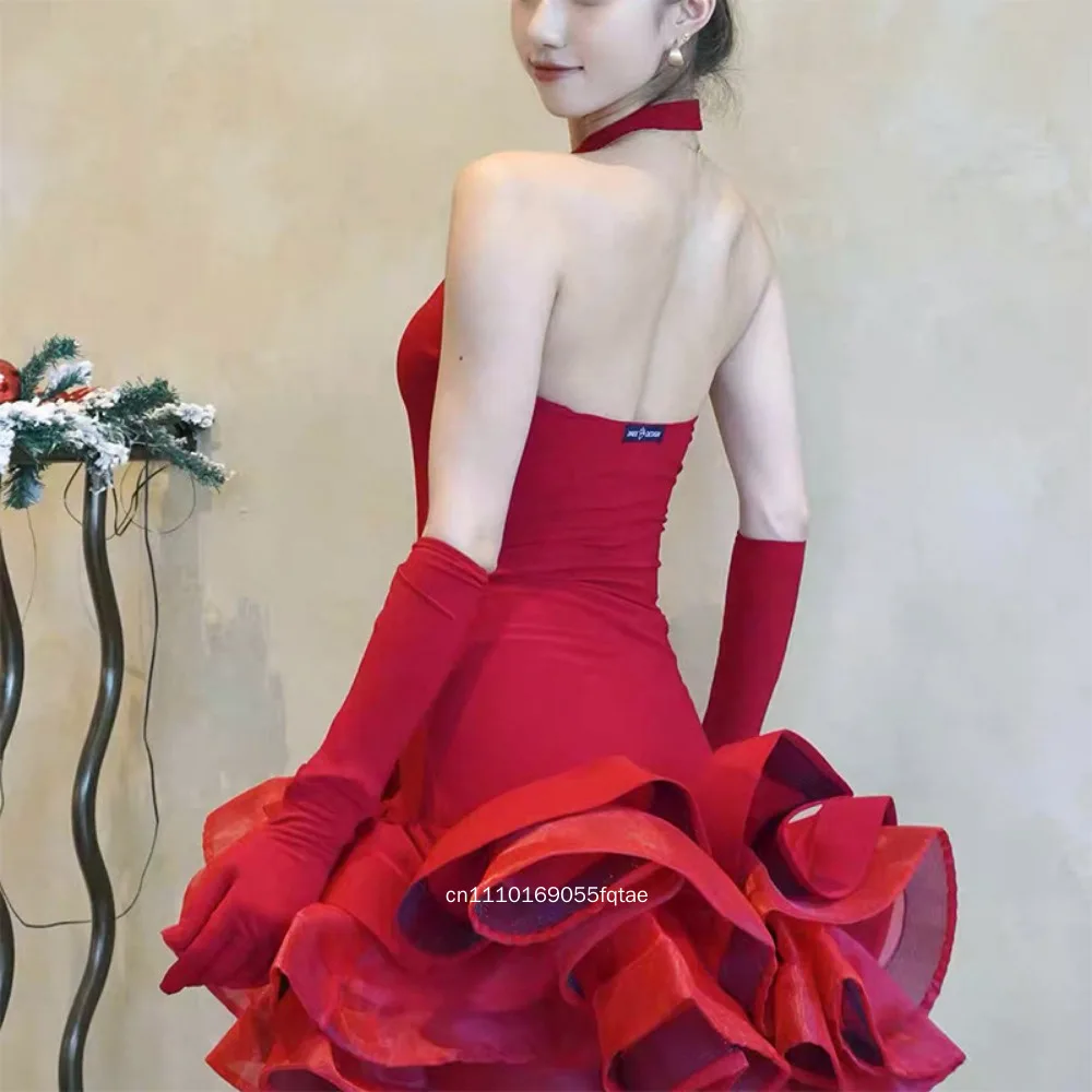 Damen Rotes Rosen Lateintanz-Kleid Fischschwanz-Rock Wettbewerbs-Performance-Kostüm Mit Handschuhen Elegantes Ballsaal-Tanzoutfit