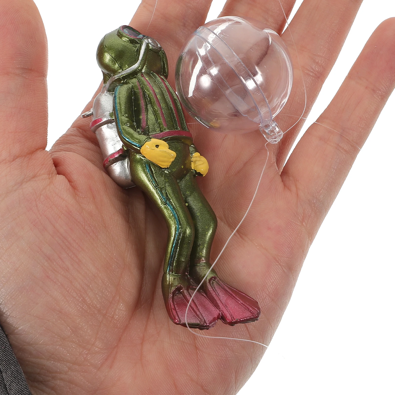 

3pcs Fish Tank Decorations Realistic Diver Aquarium Resin naments Floating Supplies Adjustable Position Long Use Easy Placement