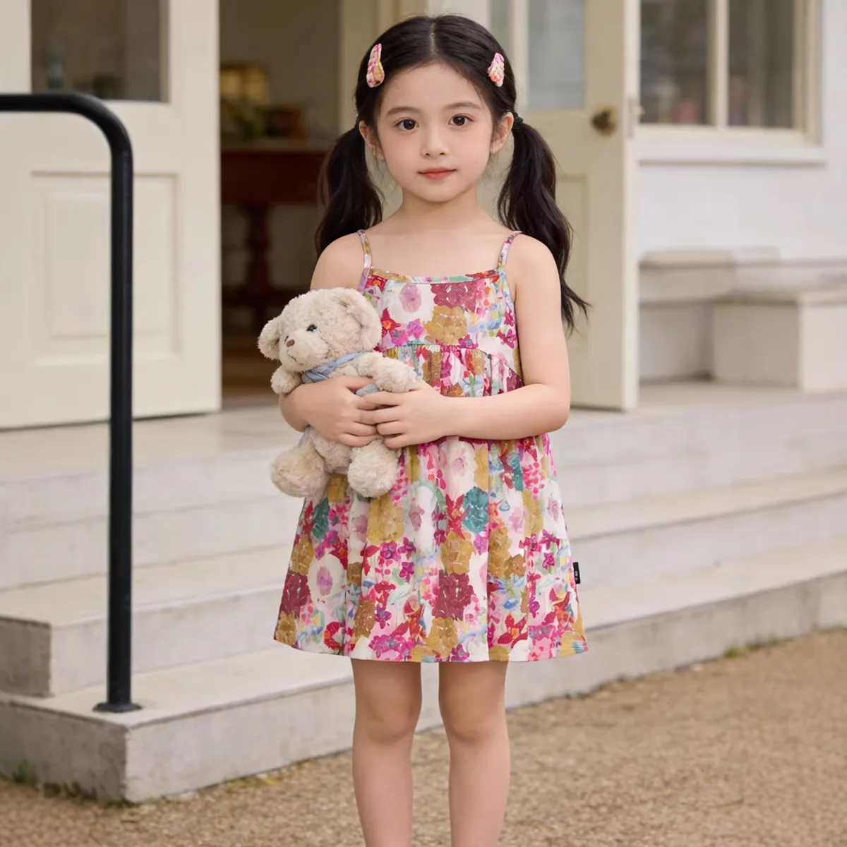 Girls Dress 2026 Spring New Korean Edition Fashionable Western Style Strap Sweet Floral Dress Temperament