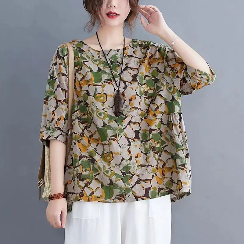 

2024 New Summer Korean Commuter Fashion Minimalist Versatile Short Sleeved Loose Round Neck Printed Panel T-shirt Women's Top