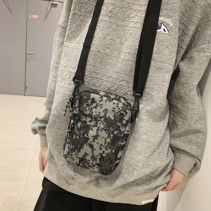 Men Sling Bag Mini Crossbody Bag Fashion Casual Phone Purse Breast Shoulder Bags Boy Girls Camouflage Oxford Messenger Bag