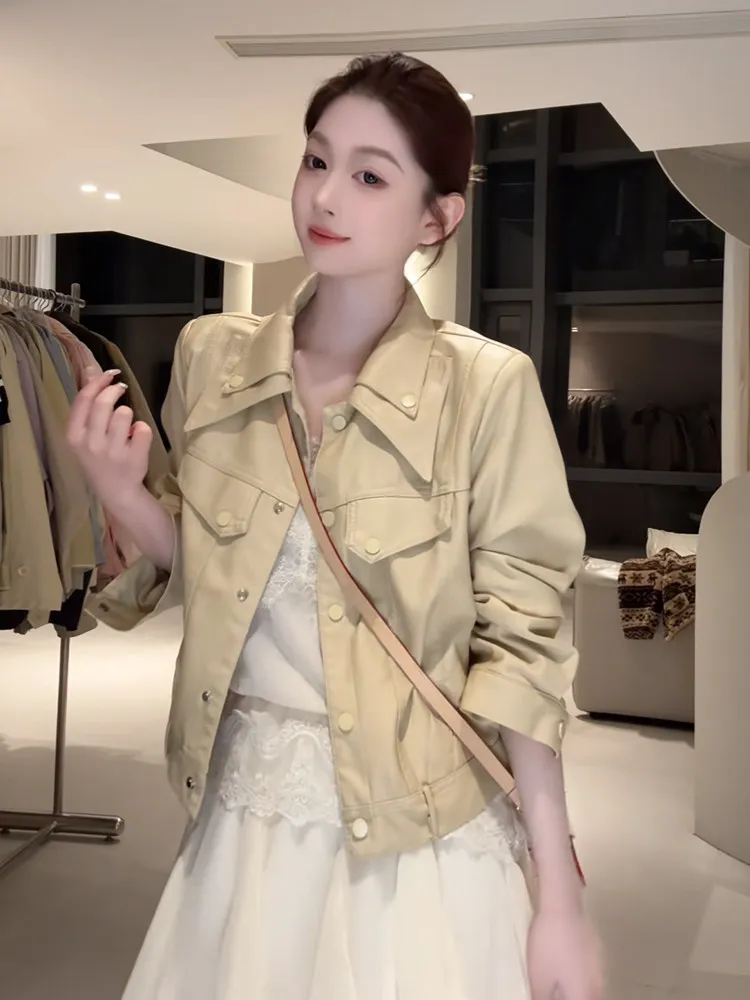 

Корейский стиль: ультралегкая мягкая кожаная короткая куртка для женщин, весна 2026, модная универсальная куртка из искусственной кожи с двойным воротником