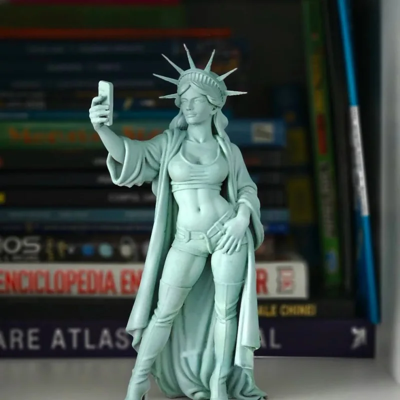 Nouvelle Statue de la Liberté Ornementale, Sculpture de Déesse pour la Selfie, Artisanat en Résine, Décoration Amusante pour la Maison et le Bureau