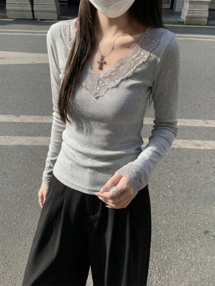 2026 Autumn Winter Women T-Shirt V Neck Lace Base Top Soft Skin-Friendly Fleece Lined Long Sleeve Thermal T-Shirts Layering Tee