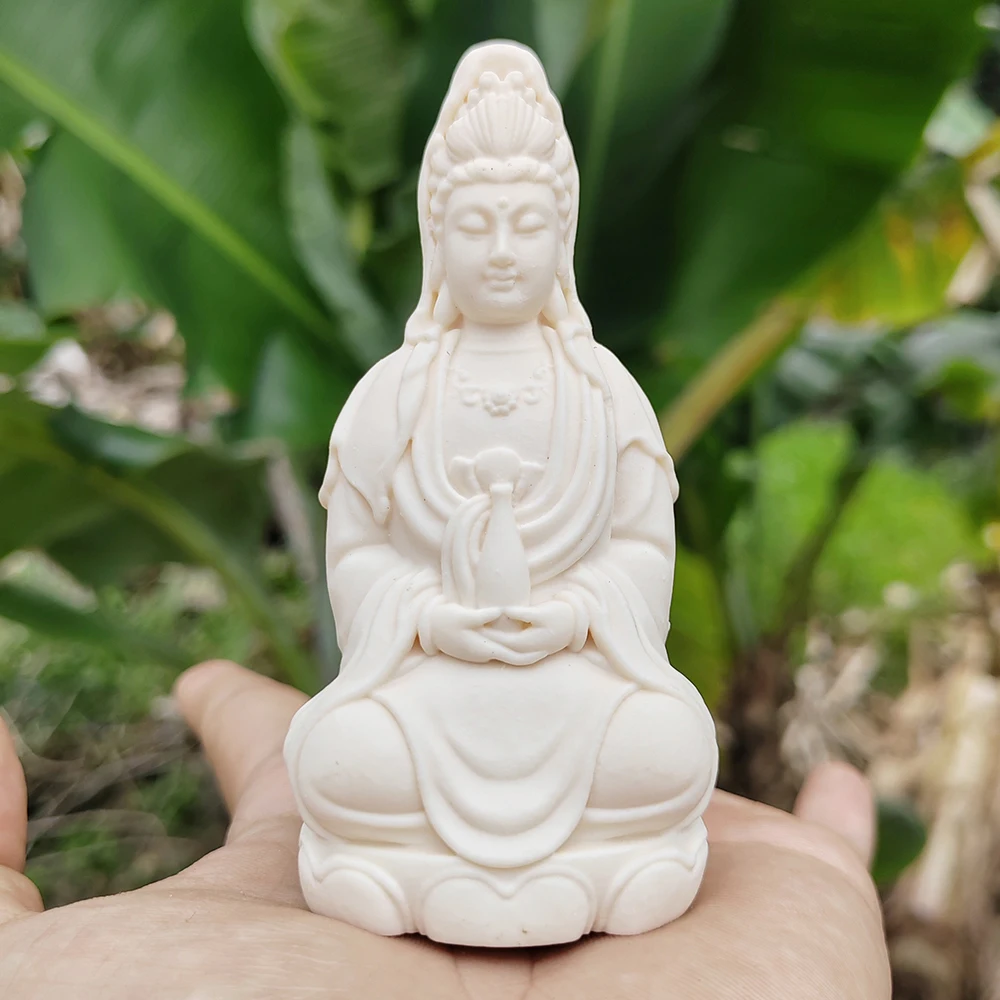 Resin Guanyin Sculpture, New Chinese Style, Zen Style, Oriental Aesthetics, Suitable for Desktop Decorations, Home Decor, Fireplace, Living Room, Office, New Year Gifts, Christmas Gifts