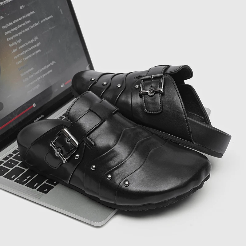 New Men Front Slip-on Slippers Black Brand Retro Men Casual Square-toe Versatile One-piece Mule Slippers Size 38-46 Men Slippers