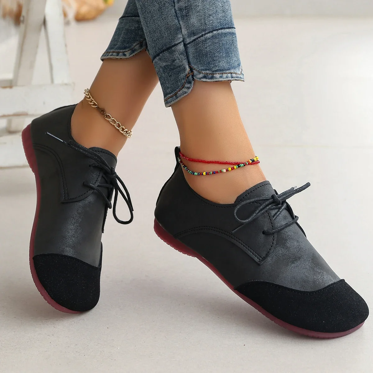 Modische neue Damen-Schuhe mit weicher Sohle, runder Spitze, Wildleder, Schnürschuhe, bequeme Loafer, Low-Top-Retro-Freizeitsneaker, Übergröße 43 – Detail 13