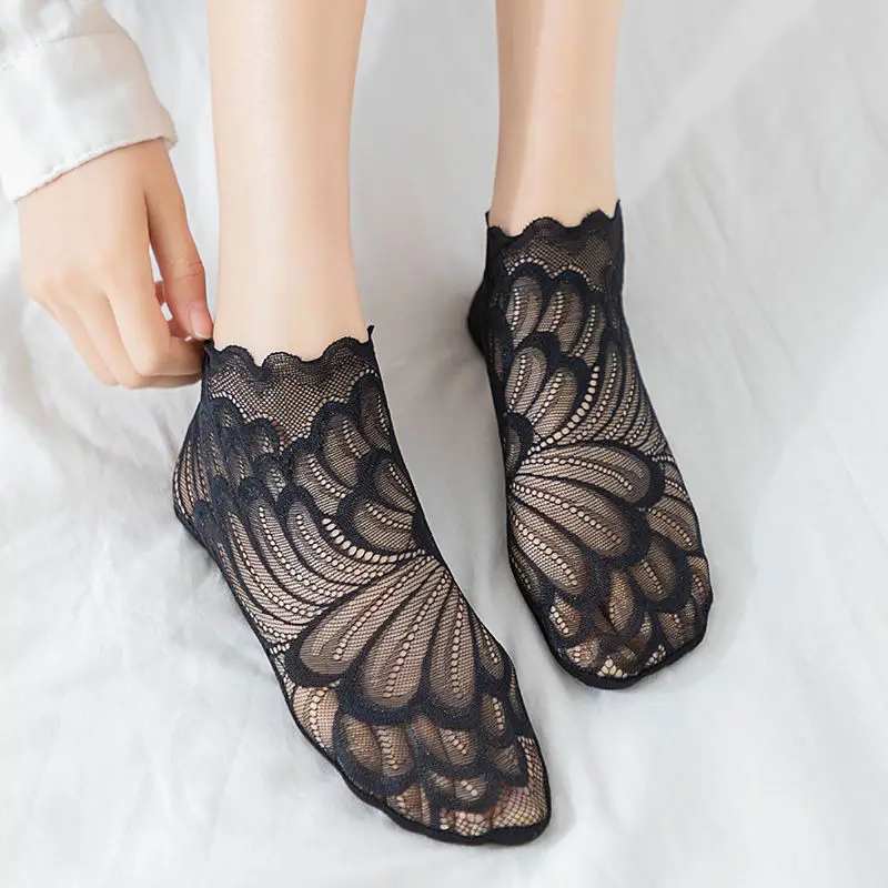 Invisible Boat Socks Women Summer Lace Flower Elastic Socks Thin Hollow Anti-drop Short Tube Socks Lady Breathable Ankle Socks