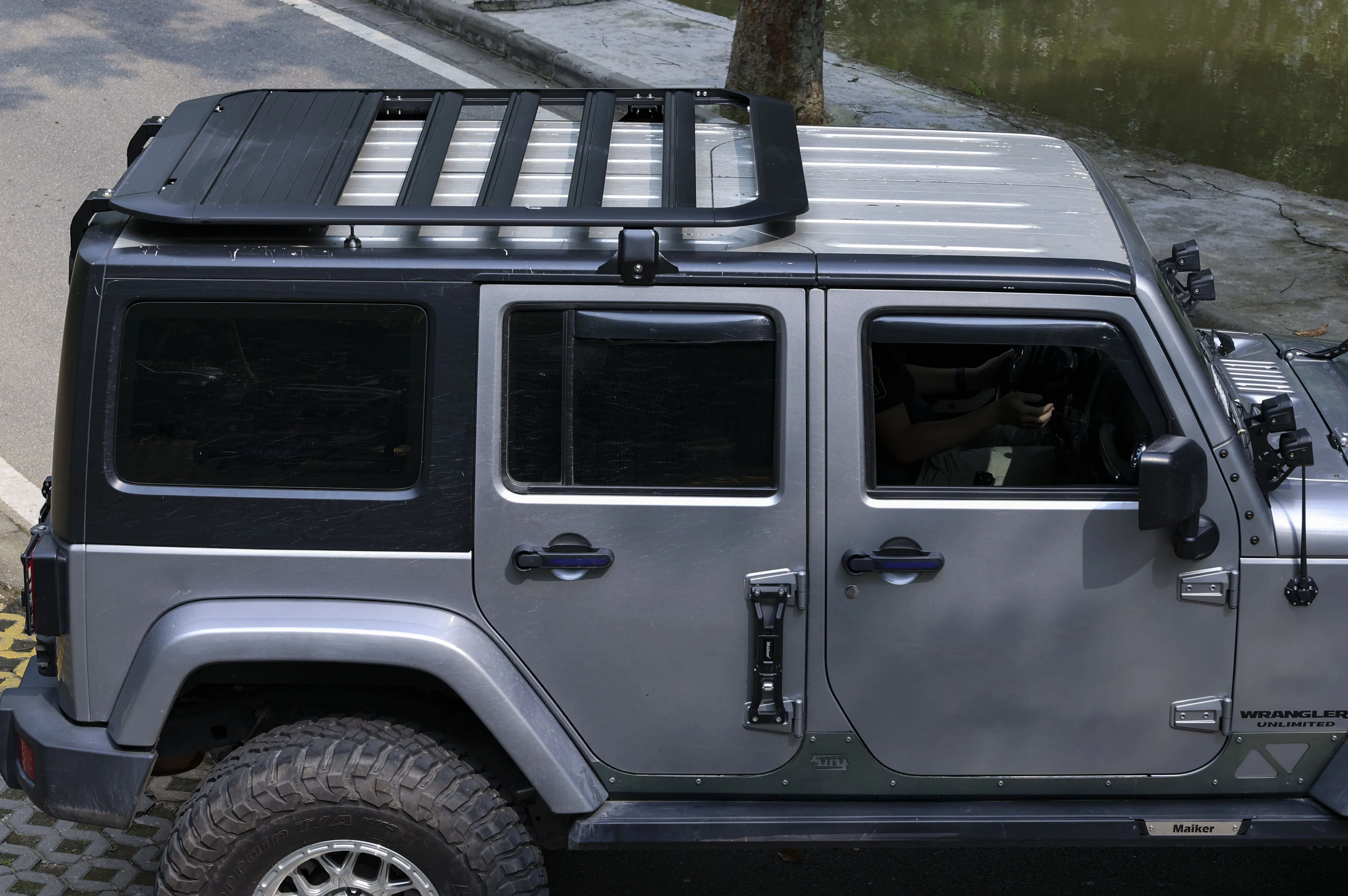 Luggage Rack With Ladder for Jeep Wrangler JkJL 4x4 Accessories Maiker Manufacturer Car Roof Racks