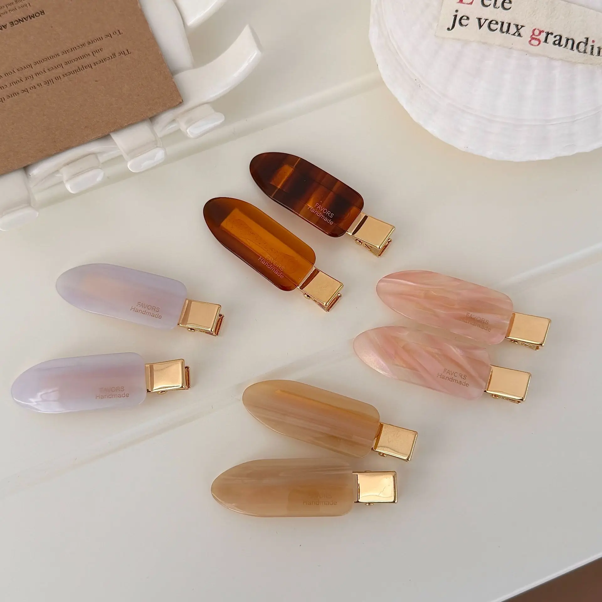 

Elegant Seamless Acetate Hair Claw Duckbill Style Gentle Side Clip for Bangs Versatile Women Daily Office Essential