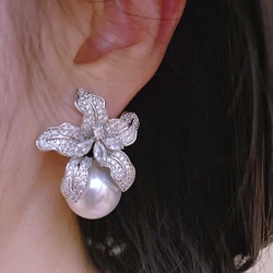 Elegant Imitation Pearl Big Stud Earrings Luxury Sparkling Zircon Crystal Flower Earrings for Women Female Wedding Party Jewelry