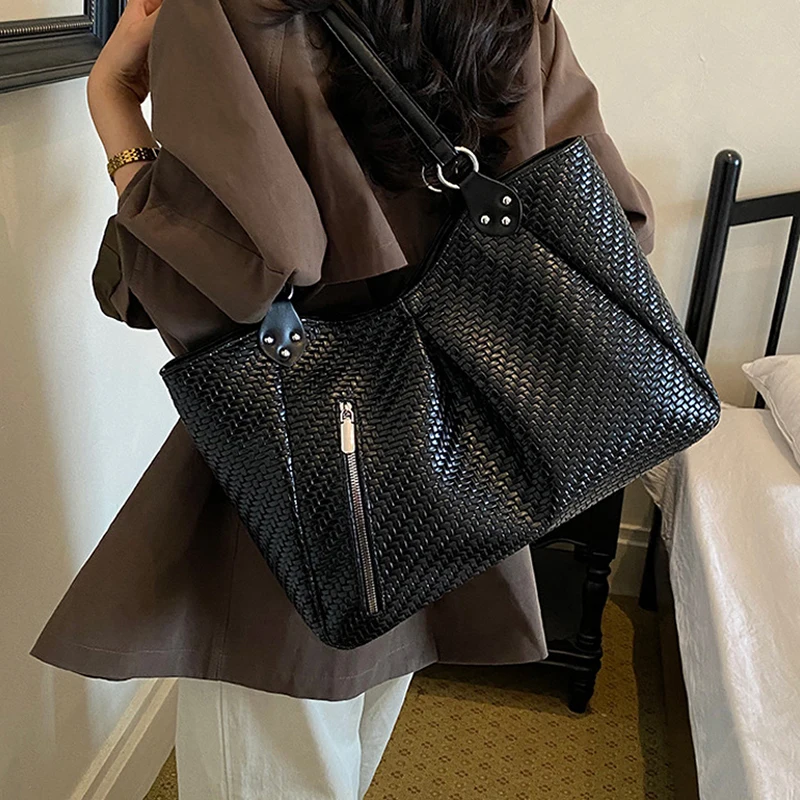 Koreanische Schultertasche mit seitlichem Reißverschluss, Vintage Casual Handtasche für Damen, minimalistische, schicke, einfarbige Rattan-Webtasche, Einkaufstasche – Detail 11