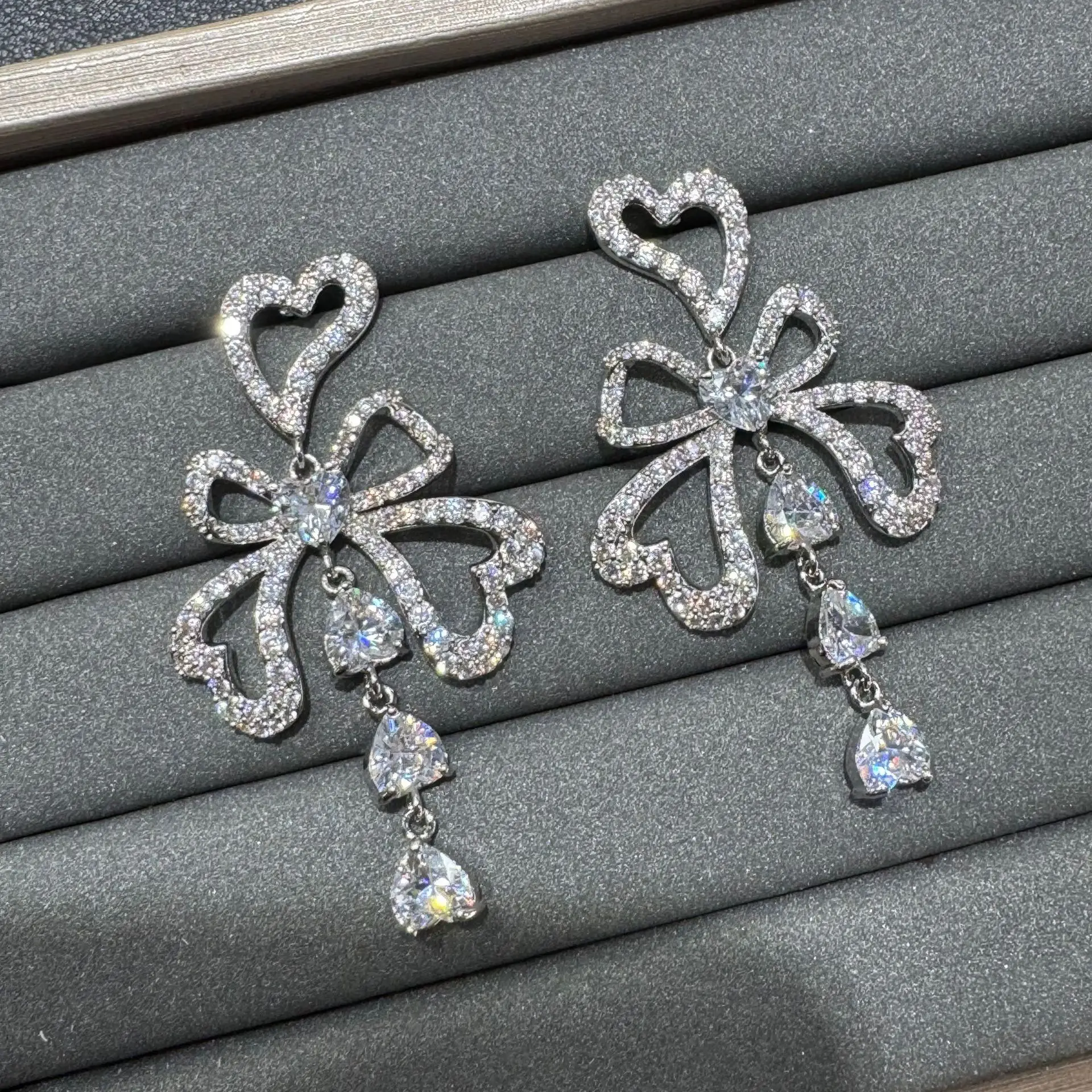 boucles-d'oreilles-en-zircone-cubique-pour-femmes-bijoux-brillants-pour-diner-boucles-d'oreilles-pendantes-avec-nœud-papillon-blanc-vert-bijoux-mignons-cadeau