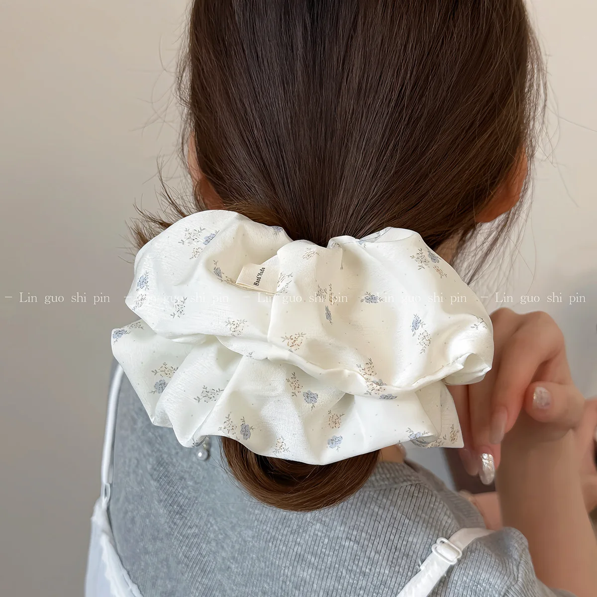 

Premium Soft Fabric Flower Print Scrunchies High Elasticity Durable Hair Ties for Women Ponytail Holder Gentle