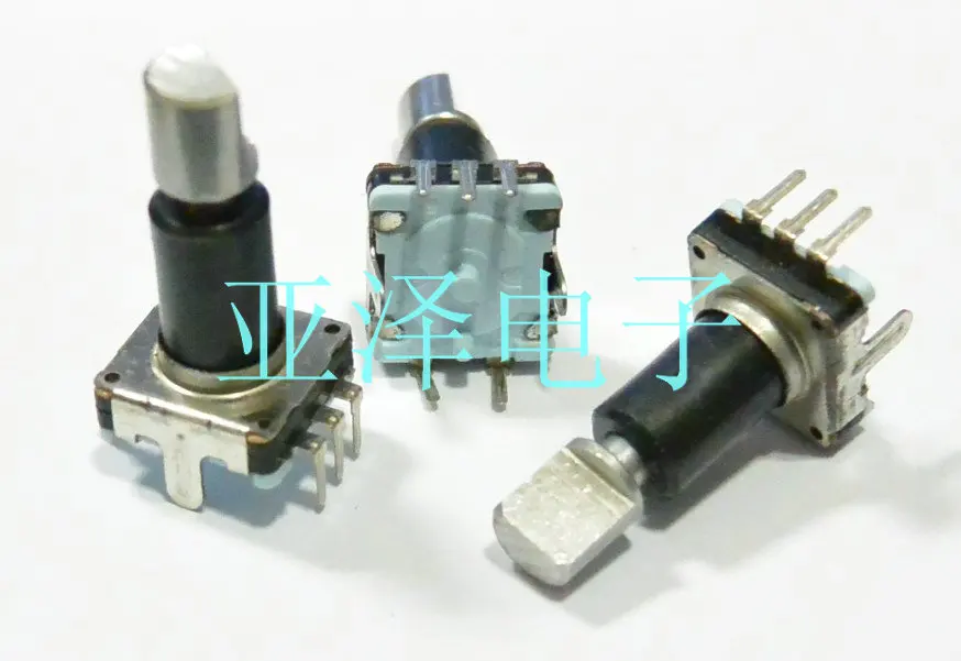 

2PCS/LOT Japan HDK EC11 encoder positioning number 30 pulse number 15 axis length 20MM digital potentiometer with switch