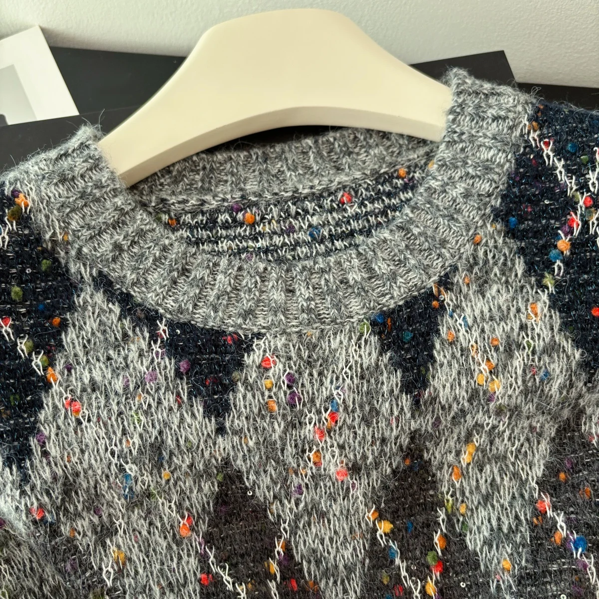 Women's Grey Pullover Checked Sweater 2000s Vintage Jumper Knit Korean Style Long Sleeves Plaid Cashmere Sweater Spring Autumn