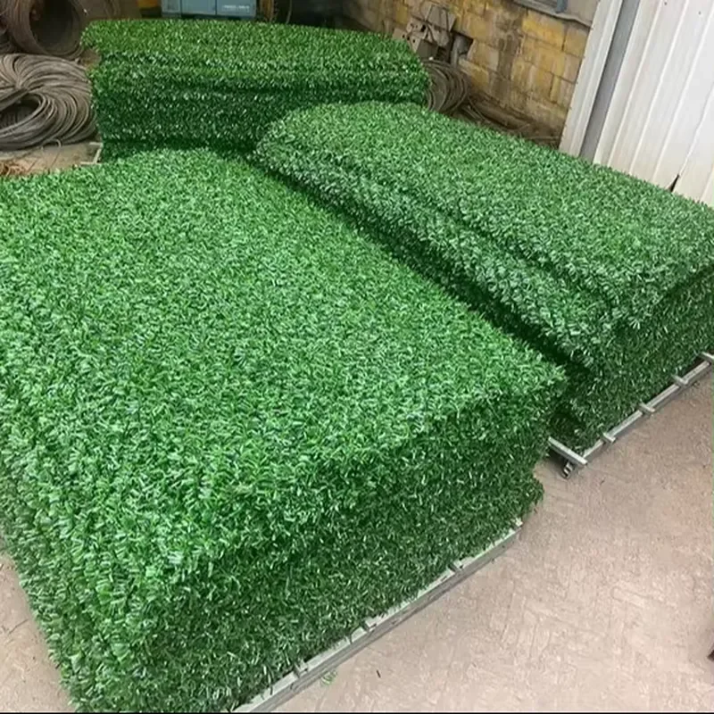 Evergreen 3D Artificial Grass Garden Security Fence with Chain Link Metal Frame Privacy Chain Link Fence