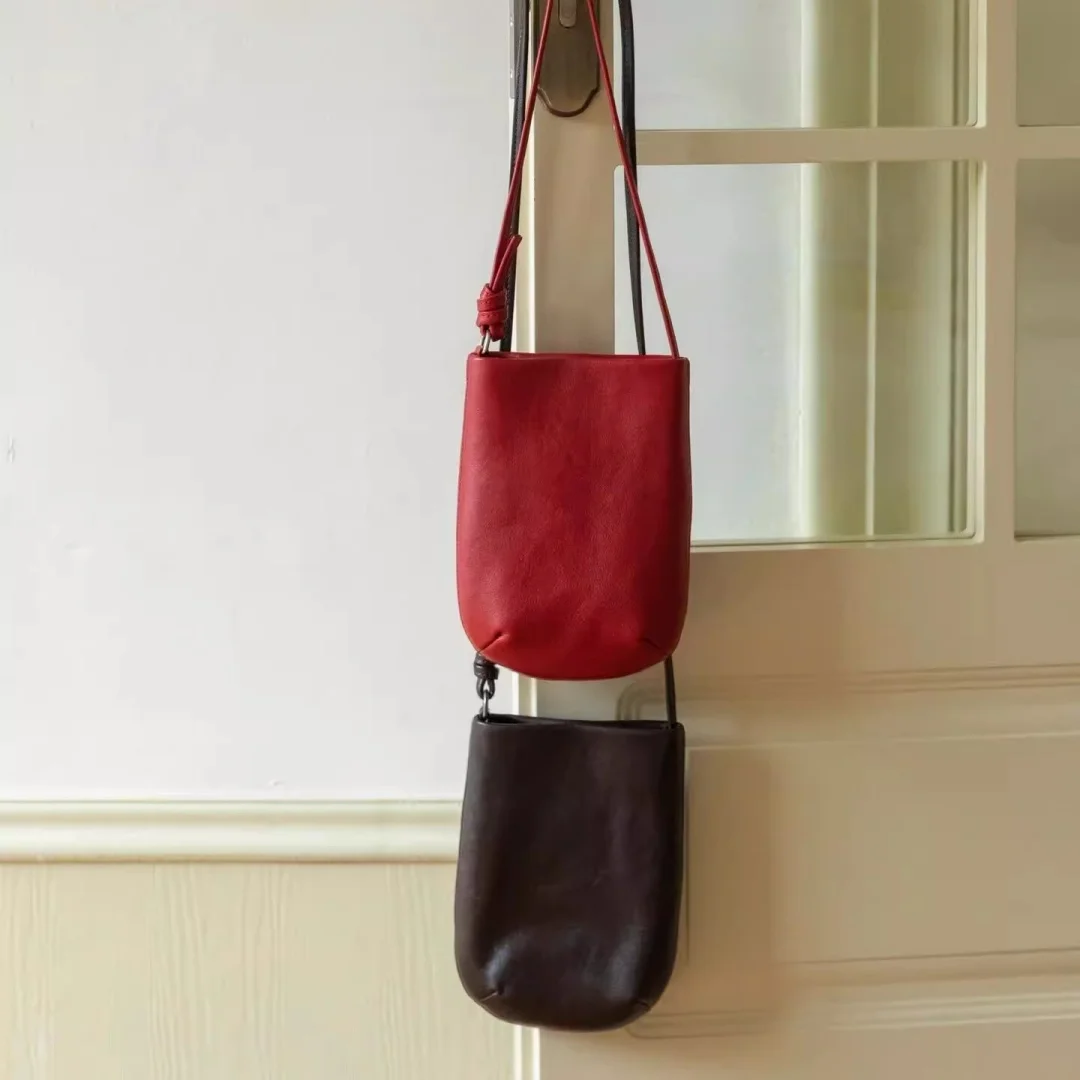 New Retro Ankara Red Crossbody Bag Niche Design High-End Phone Bag Versatile Doudou Bag Small Square Bag Holiday Gift Luxury