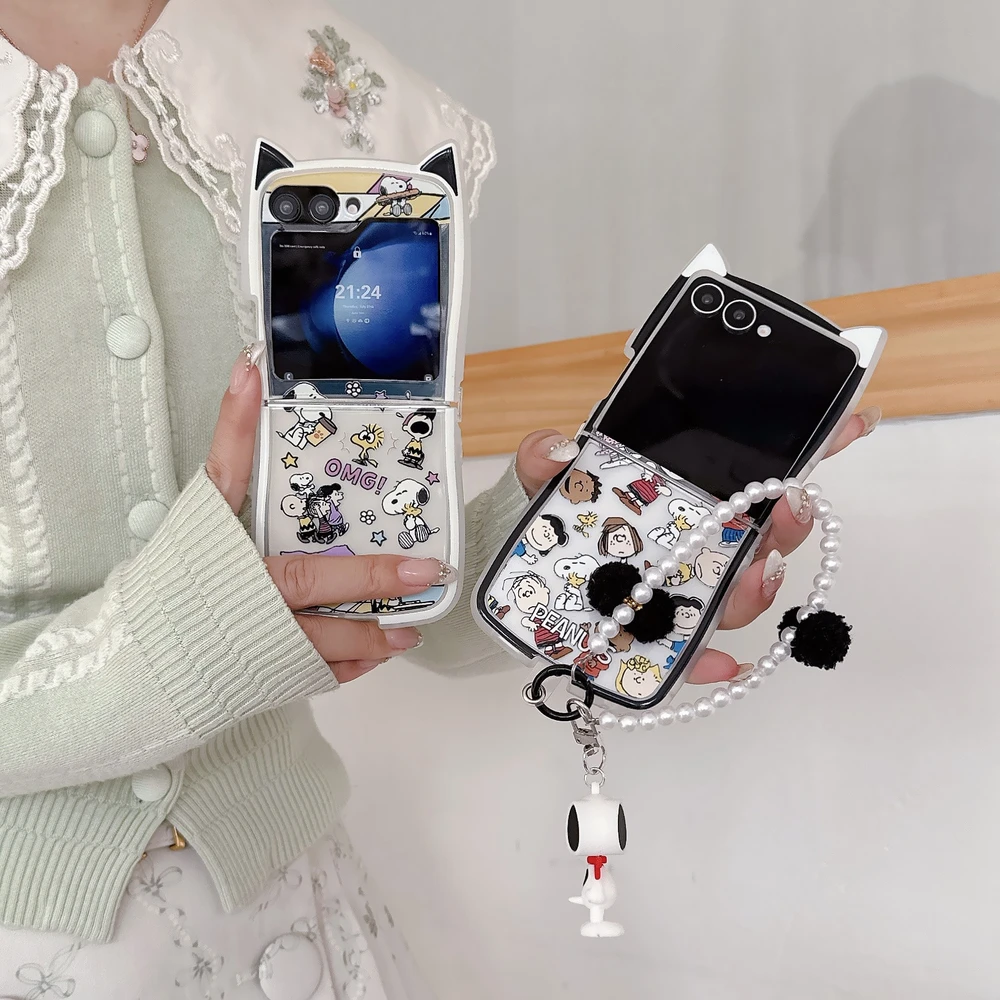 Cute Cartoon Snoopy Charlie Brown Phone Case For Samsung Galaxy Z Flip 7 6 5 Case Soft TPU Back Cover For Z Flip 3 4 view 3