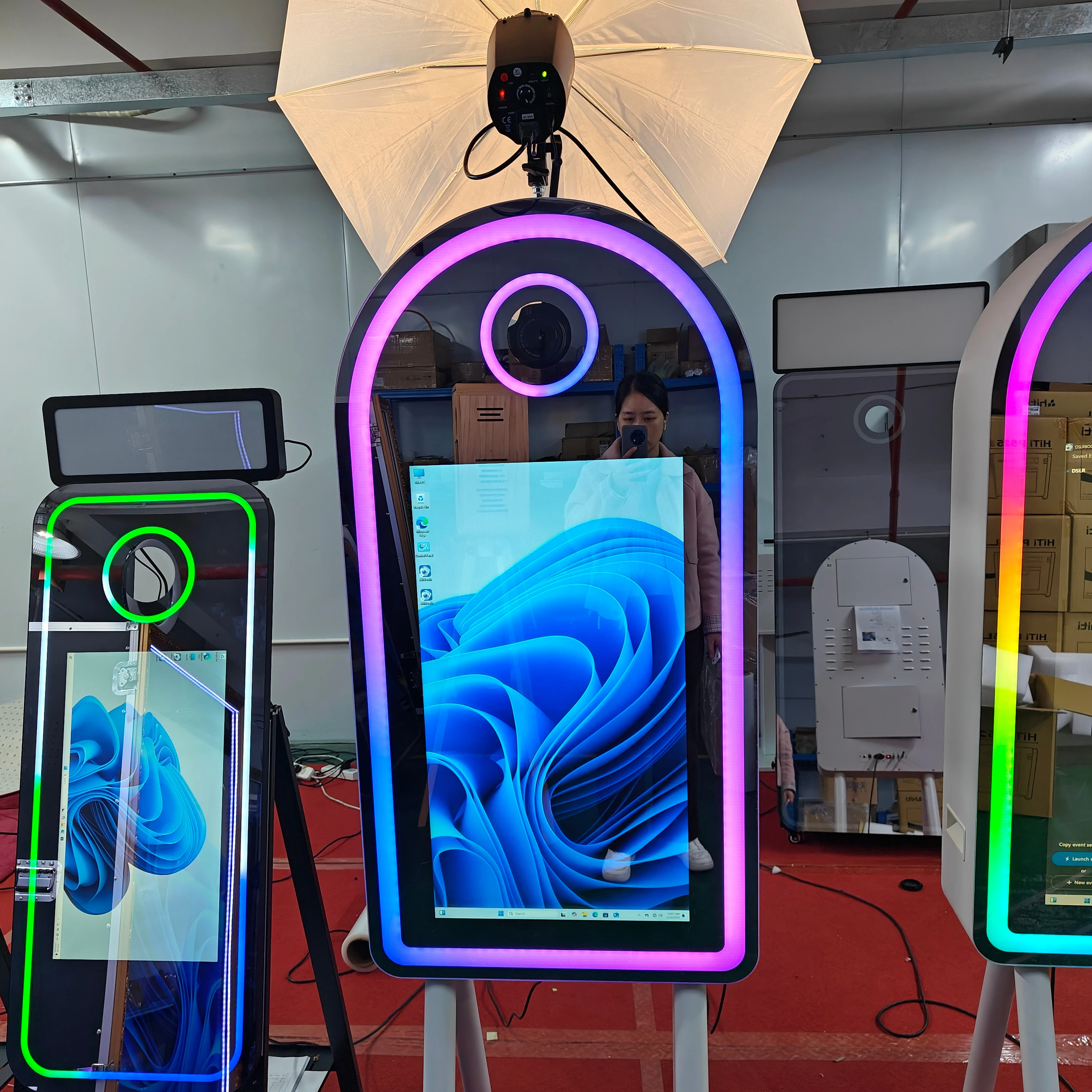 PhotoboothPhoto Booth Machine Flash Big Screen Dslr For Parties And Wedding Customized 45 Inch Mirror Photo Booth With Printer A