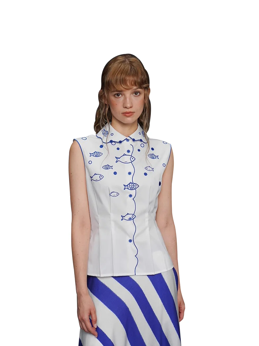 

Ladies' Summer Fishbone Embroidery Art Shirt Elegant Top for Women