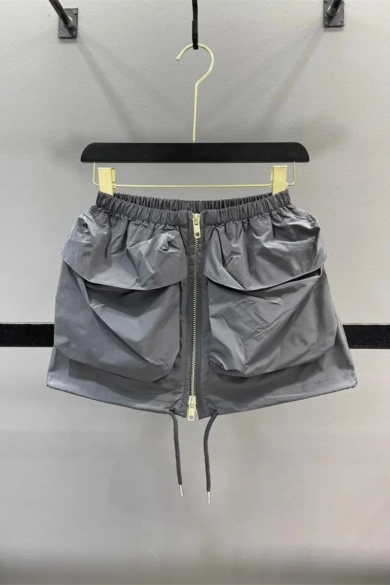 

2024 Summer Y2K Low-Rise Utility Skirt with Adjustable Drawstring & Zipper Pockets Edgy Streetwear Denim Short Skirt for Women