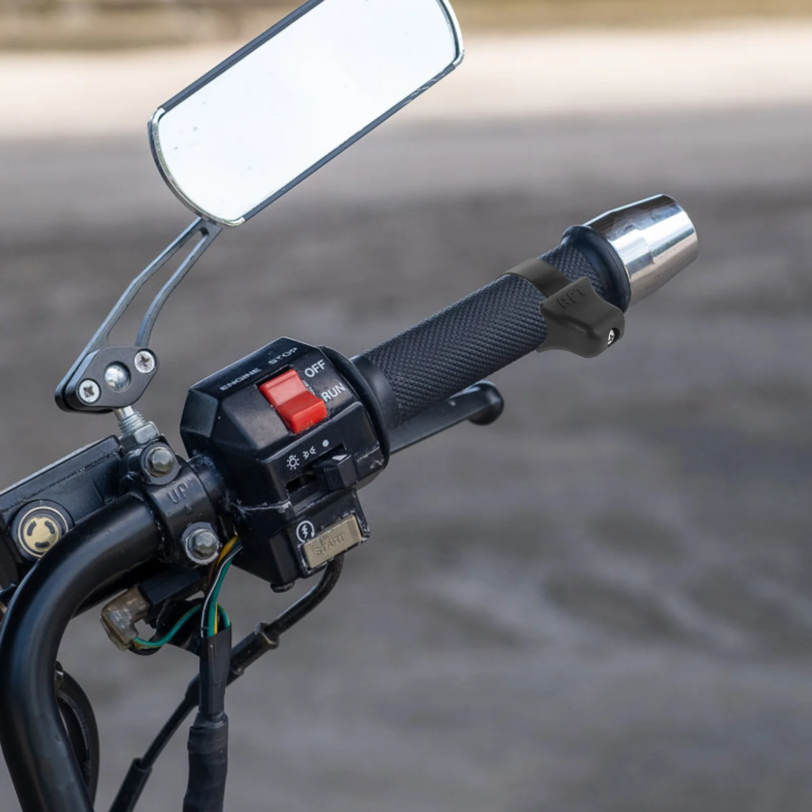 

Electric Motorcycle Throttle Booster Black Universal Anti-Slip Cruise Control Handlebar Oil Control Speed