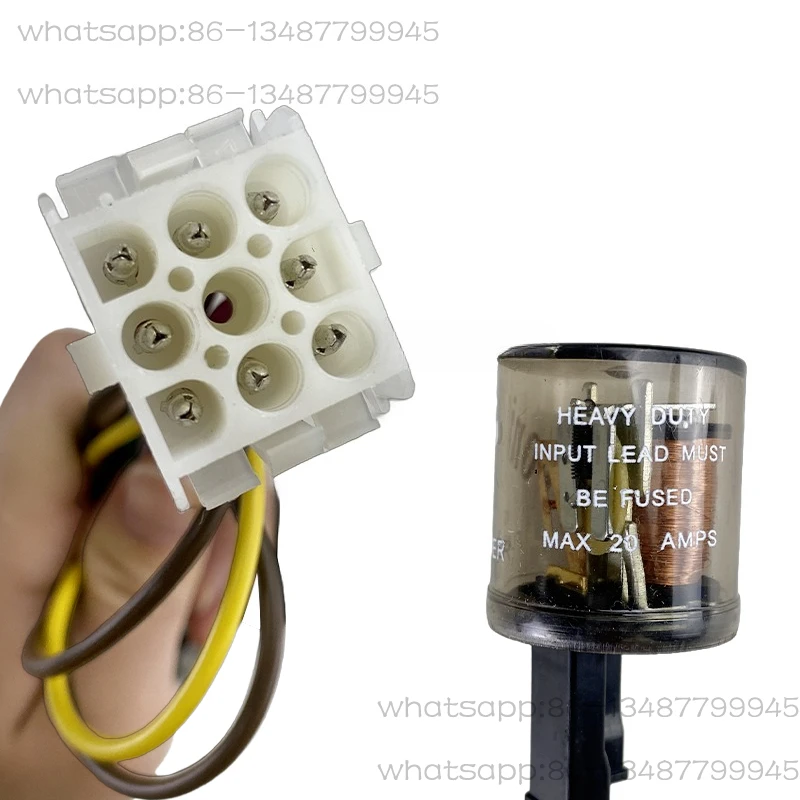 

Комбинированный переключатель экскурсионного рулевого управления автомобиля 102517501