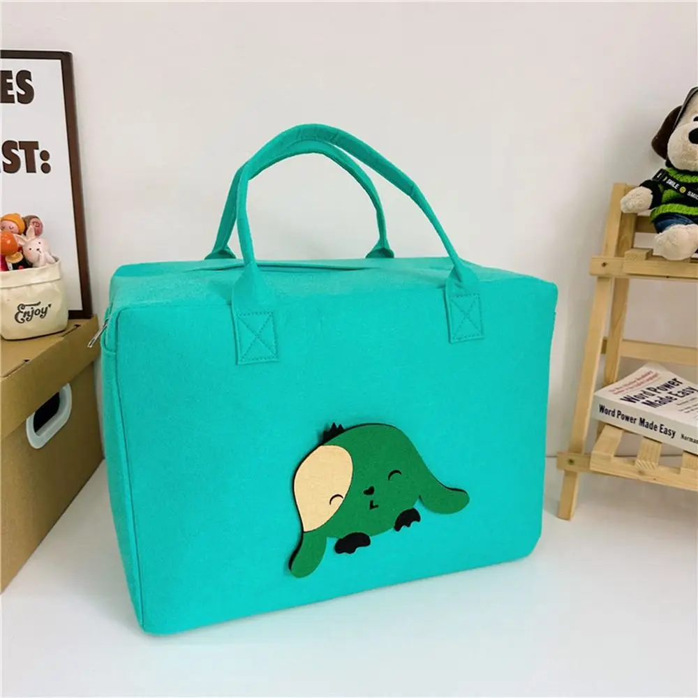 Cute Cartoon Felt Travel Bag Large Capacity Storage Bag Handbag Reusable Duffel Bag Travel