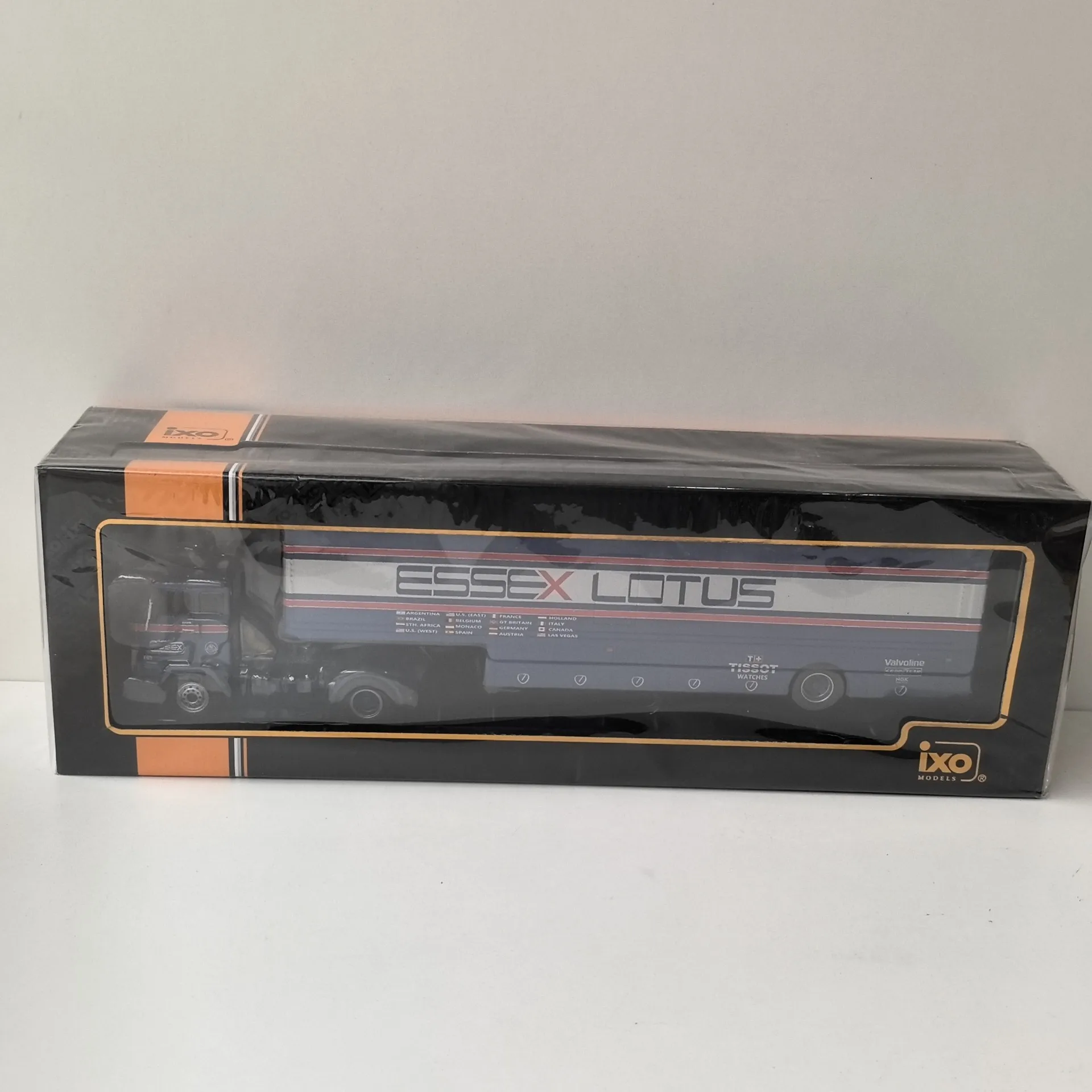 

Литой под давлением IXO масштаб 1:43 VOLVO F89 Volvo, модель тягача, голова, корпус из сплава, пластиковая модель автомобиля, Коллекционная игрушка, подарок, сувенир