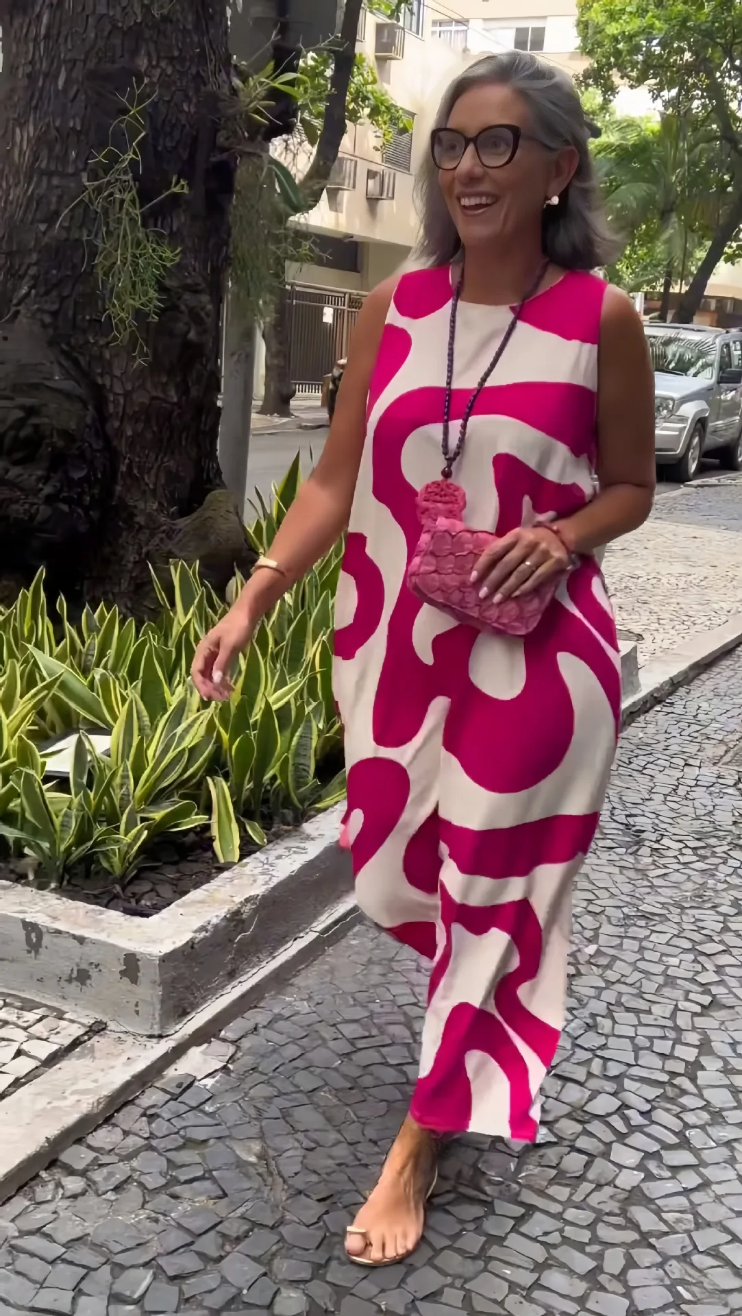 Fashion Vacation Bohemian Geometric Printed Women's Dress 2025 Summer New Casual Round Neck Sleeveless Loose Elegant Red Skirt