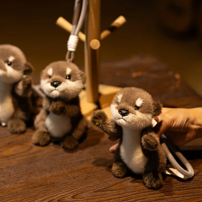 15 センチメートルソフト愛らしい立ち姿願いを込めたカワウソブラウン漫画キーバッグペンダントキーホルダーぬいぐるみ動物人形誕生日プレゼント家の装飾