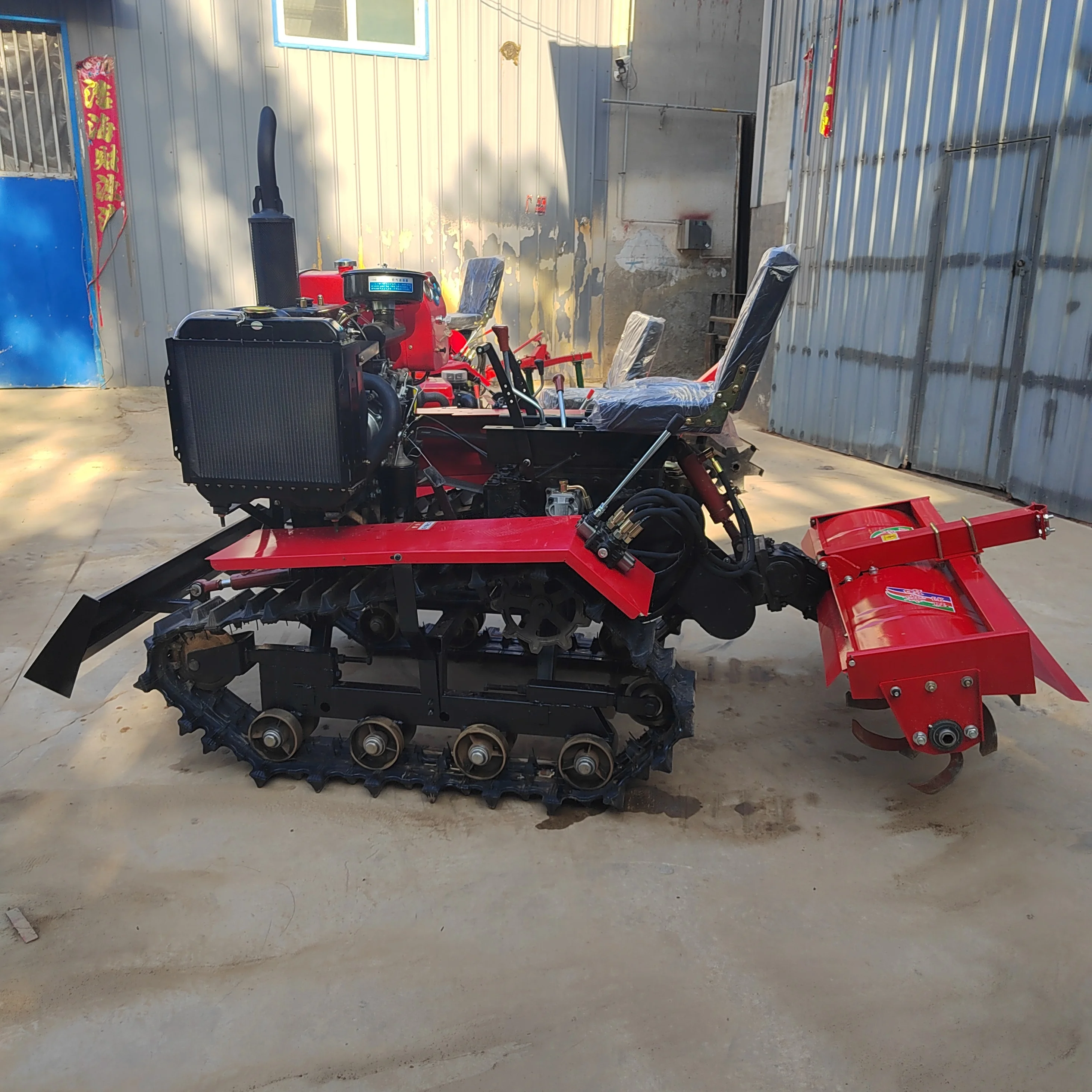 Factory Multifunction Rotary Tiller Mini Farm Rotary Tiller diesel Crawler Rotary Tiller