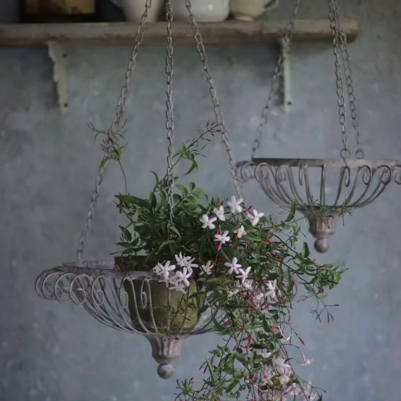 Hanging Flower Pot Holder for Garden Iron Plant Basket with Chain Rustic Balcony Metal Planter Hanger Retro Iron Flower Cradle