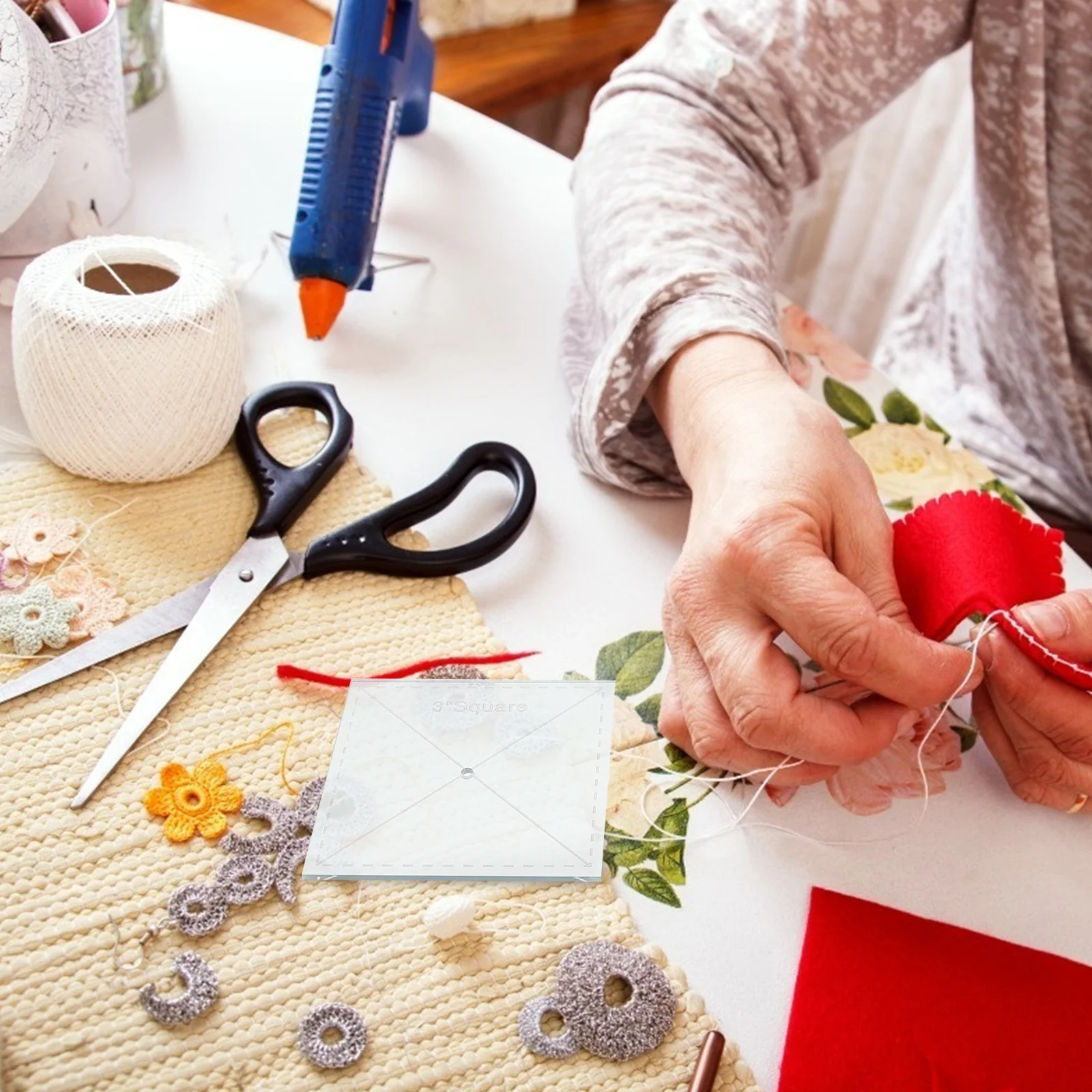 

5Pcs Patchwork Ruler Non-Slip Surface High-Quality Materials Flexibility Abrasion Resistance Durability Easy Storage Sewing