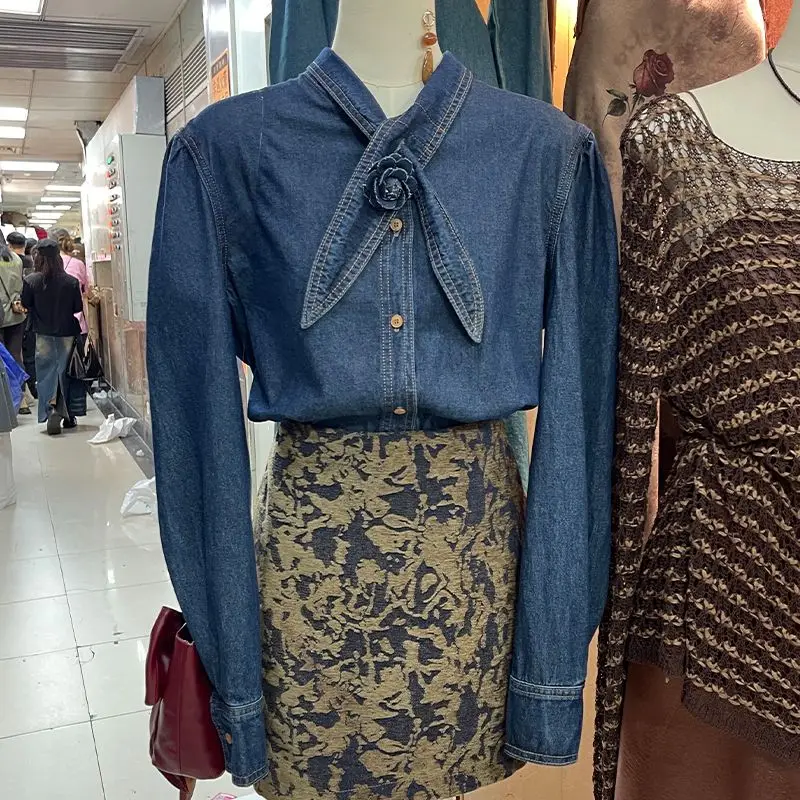 

French Retro Blue Flower Long-sleeved Denim Shirt for Women in Autumn New Unique Shirt Top
