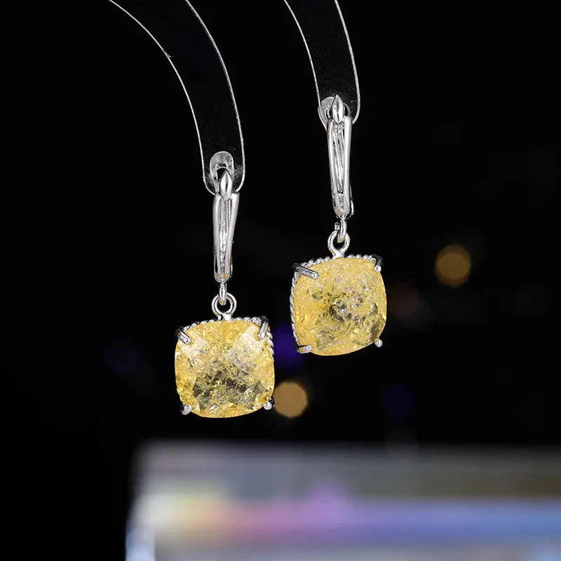 

New fashionable, simple and high-end ear buckles, fashionable square brand ear studs, geometric square ice crack zircon earrings