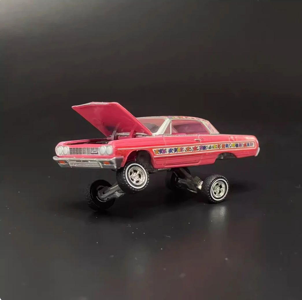 

Custom Modification 1:64 Bounce Car Model Modified Tires Movable Hood Can Opens And Closes